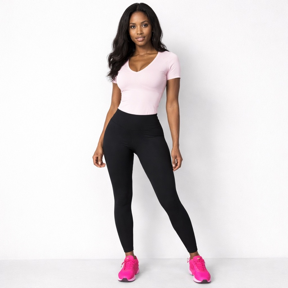 Lululemon Women's Pink V-Neck Top